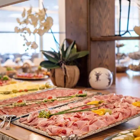 Promenaden-strandhotel Marolt 3*