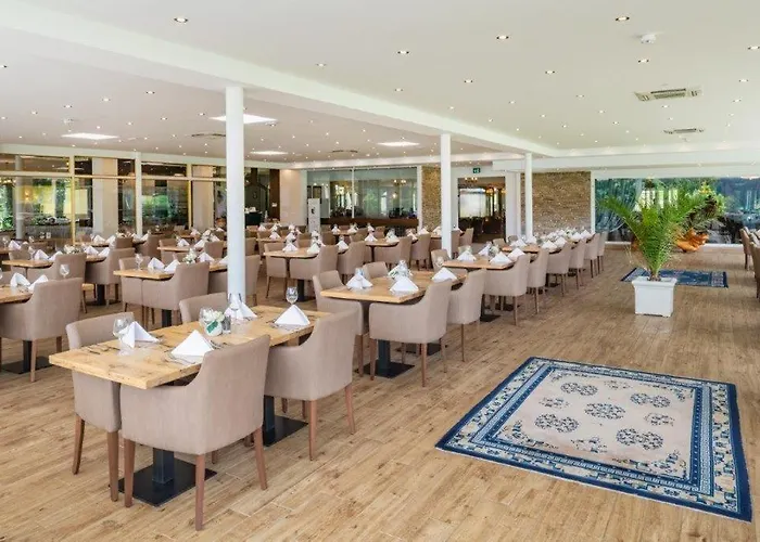 Promenaden-Strandhotel Marolt 3*